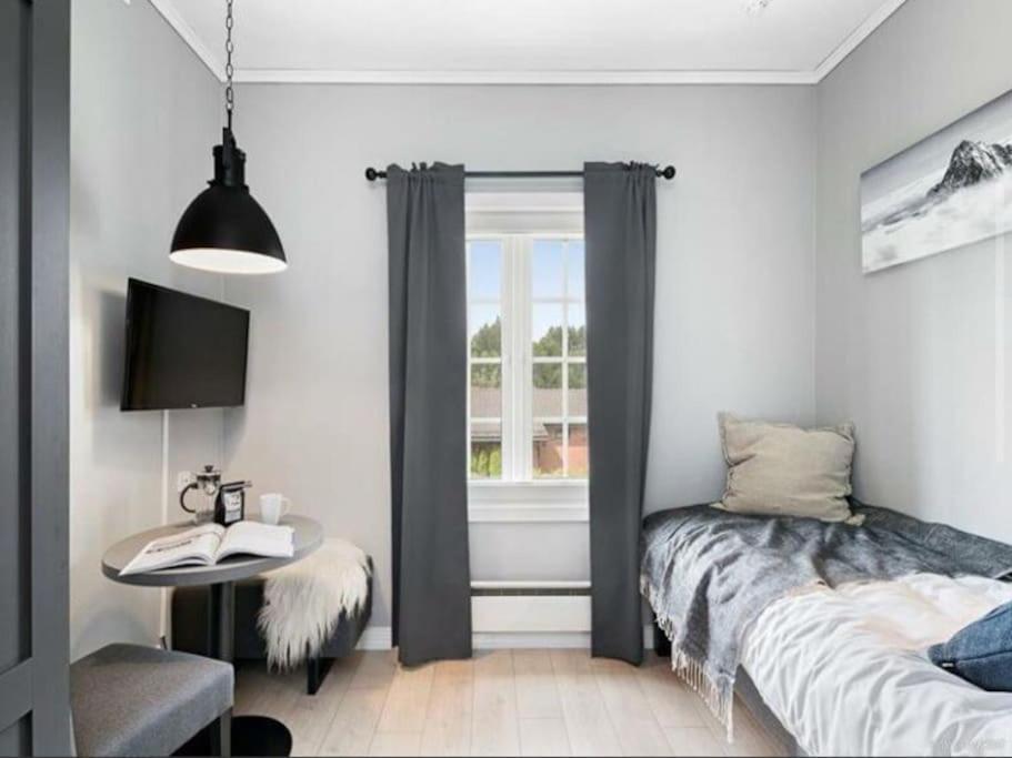 Studio Apt Close To Airport Lägenhet Garder Exteriör bild